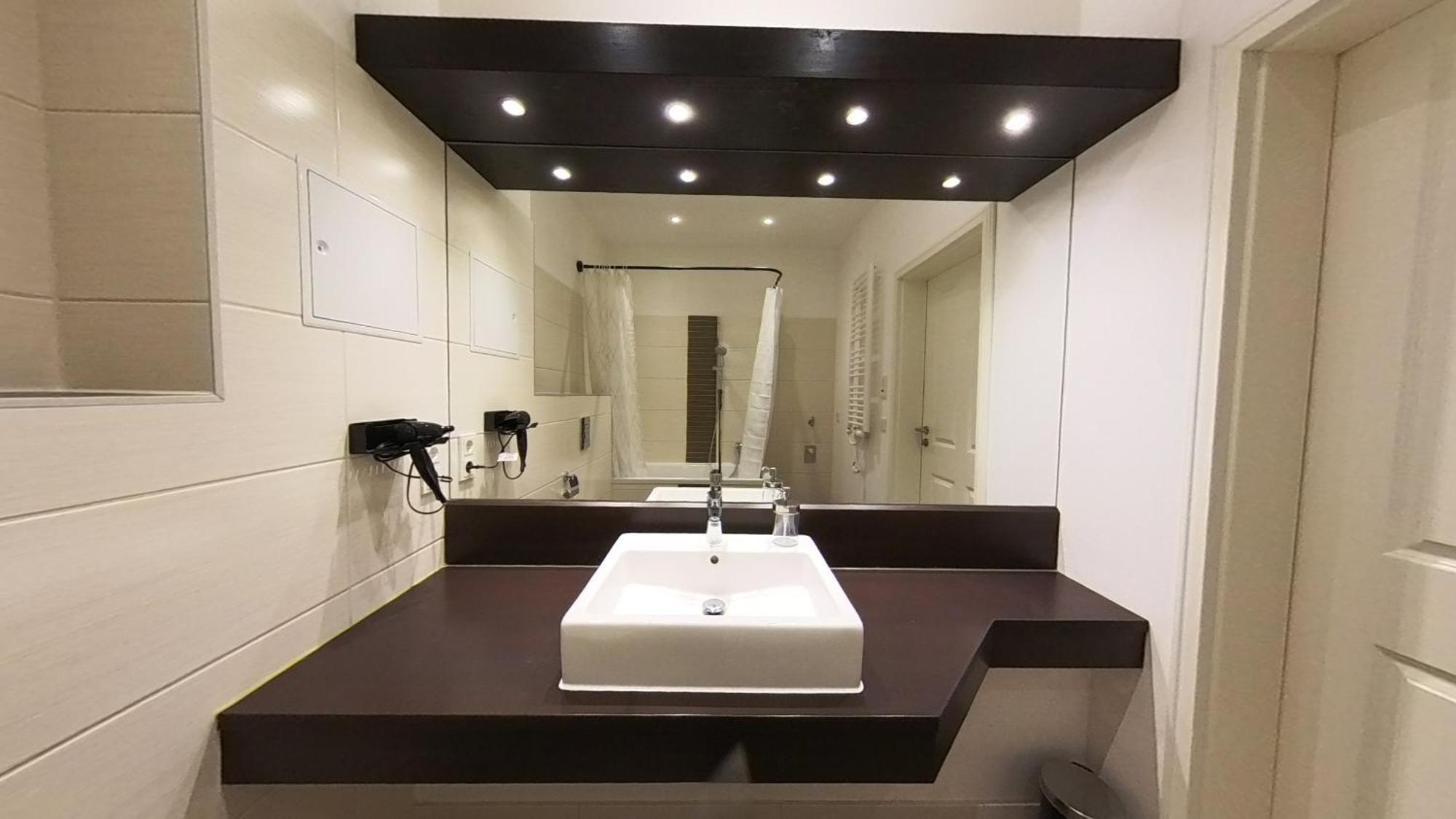 Modernes Einraumzimmer Mit Eigenem Bad, Balkonnutzung, Zentrumsnah - In 10 Minuten Mit Dem Rad Oder Dem Oepnv Zur Arena Und In Leipzigs Innenstadt Eksteriør billede